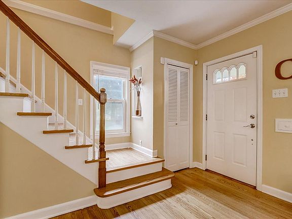 2nd image of 6166 N Lydell Ave