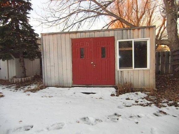 Shed
