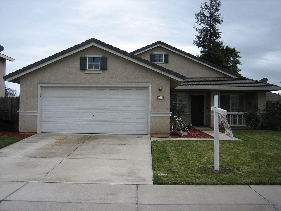 Beautiful home in great Salida neighborhood