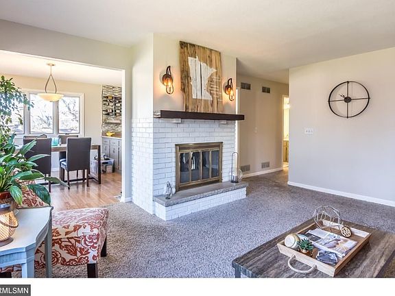 3rd image of 2625 Seans Way