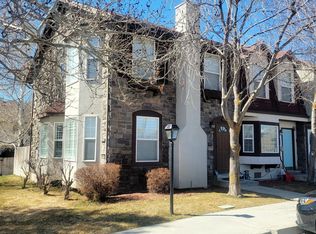 902 E Hamlet Cir N, Midway, UT 84049