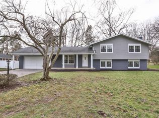 14 Rensselaer Dr, Pittsford, NY 14534