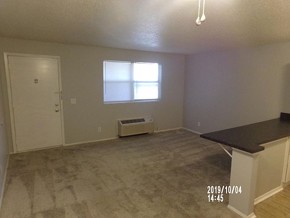 3rd image of 500 Richardt Ave