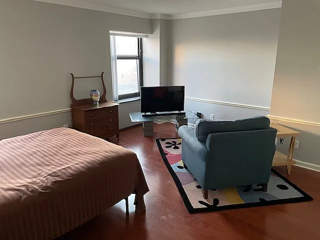 207 5th Ave SW #305 — Photo 10