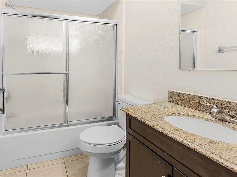 2707 Lakewood Ln — Photo 12