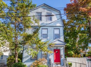 10 Fern Ave, Irvington, NJ 07111