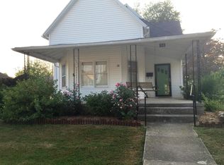 58 3rd St SE, Linton, IN 47441