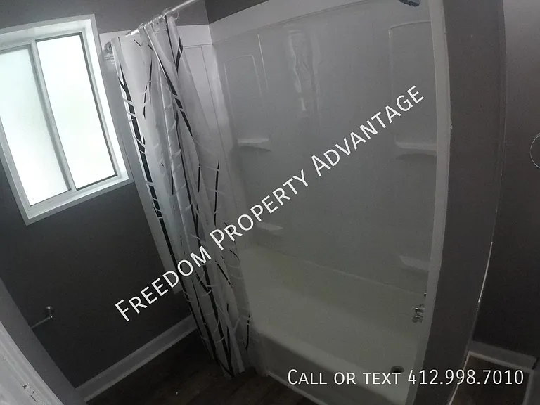 726 E 9th Ave #2 — Photo 11