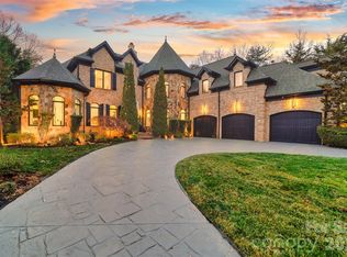 18805 Windy Point Dr, Cornelius, NC 28031