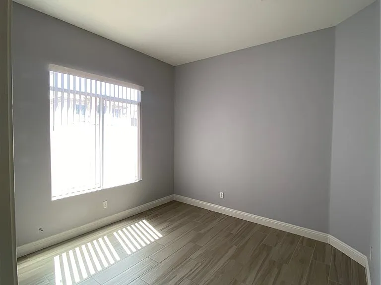 8727 Stockholm Ave — Photo 33
