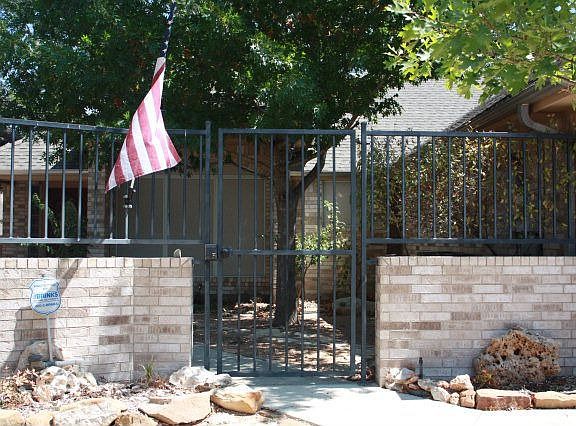 2nd image of 1334 Arbor Cir