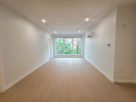 3rd image of 75 Webster St #303