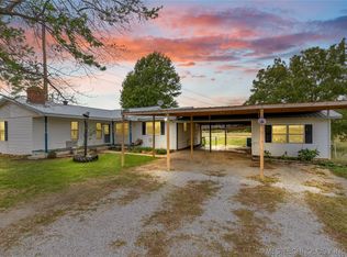 3111 Hometown Rd, Ardmore, OK 73401