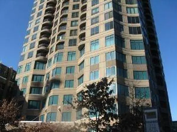 400 N La Salle St, Chicago, IL