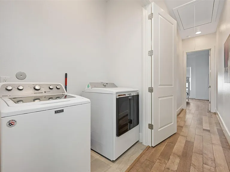 5914 Val Verde St — Photo 17
