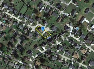 217 Nicole Dr, Hurricane, WV 25526
