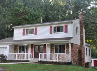 6722 Grey Fox Dr, Springfield, VA 22152