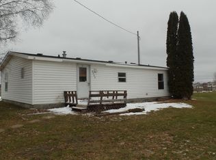 8509 N Extension Rd, Cheboygan, MI 49721