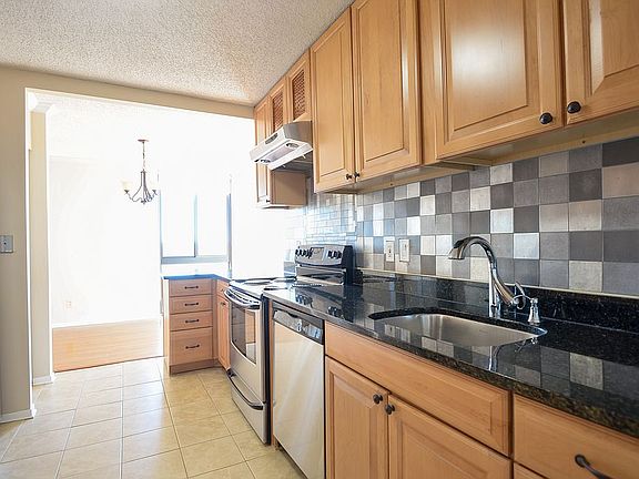 2nd image of 2311 Pimmit Dr APT 1103