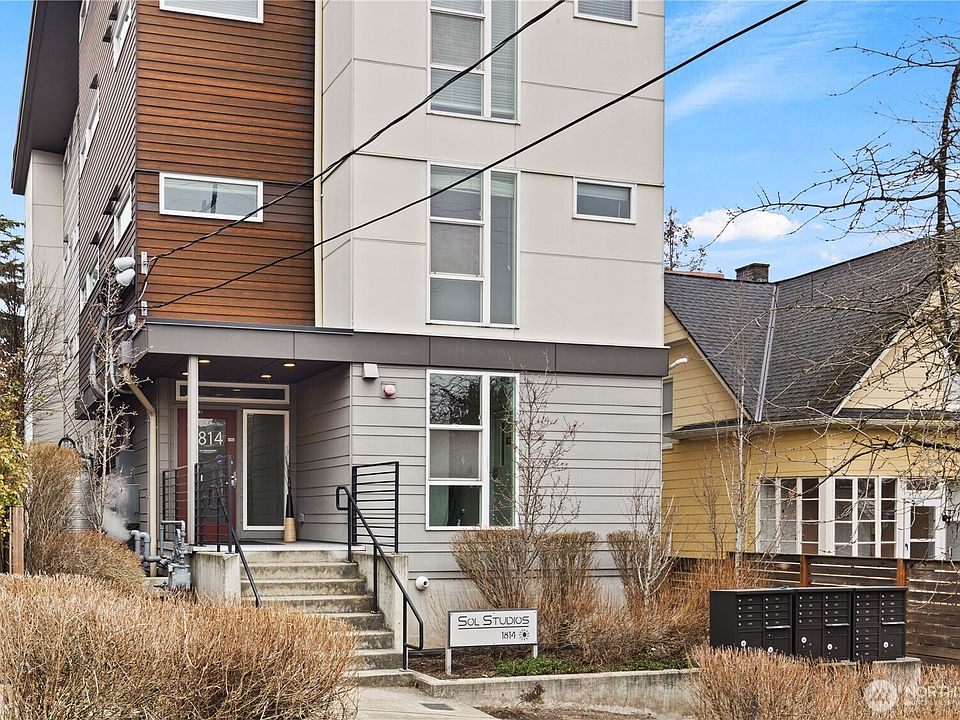 1st image of 1814 E John Street