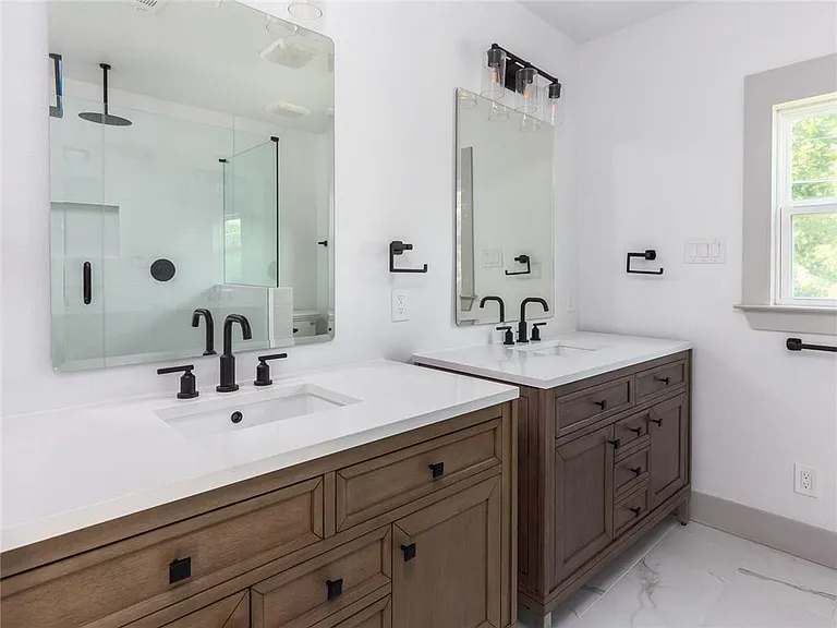 4612 Caswell Ave #B — Photo 27