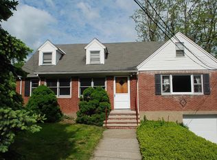 1100 Orange Tpke, Monroe, NY