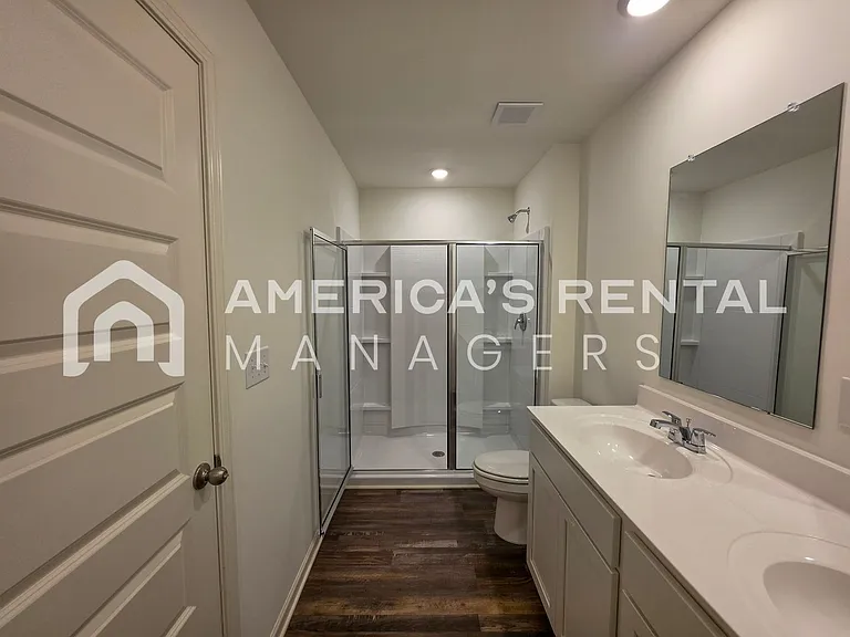 636 Wenonah Way — Photo 47