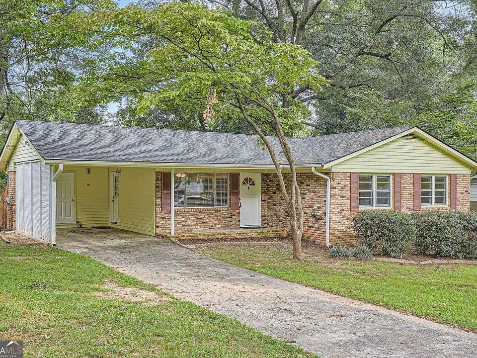 1st image of 3370 Creek Valley Dr SE
