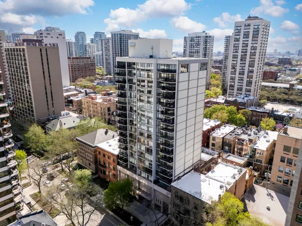 1516 N State Pkwy APT 16D, Chicago, IL 60610