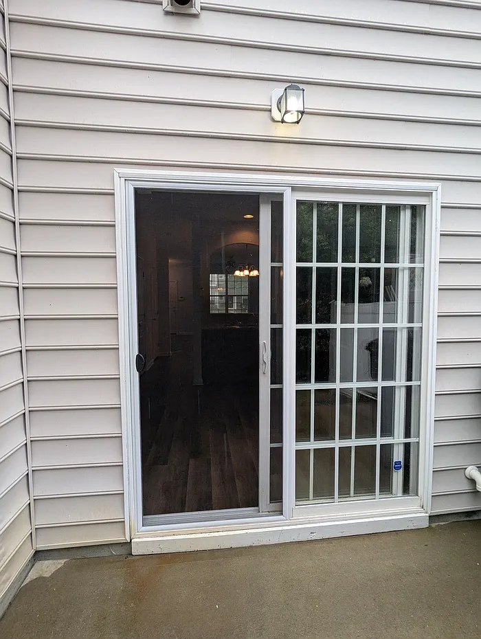 2 bed, 2.5 bath, $1,925 — Photo 3