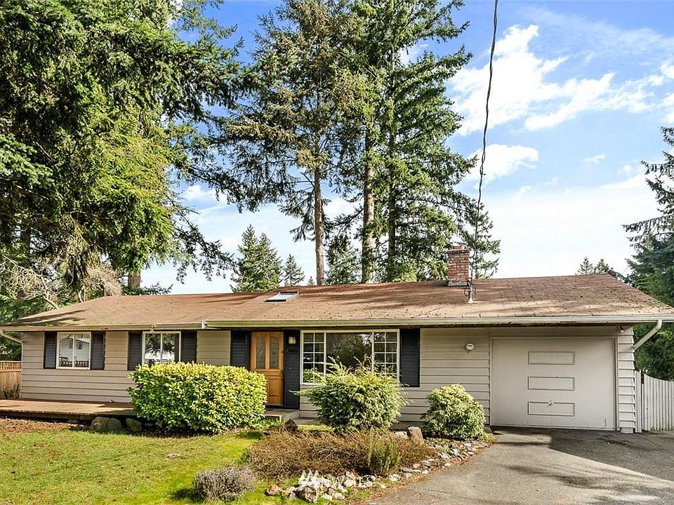 1st image of 10419 NE 143rd St
