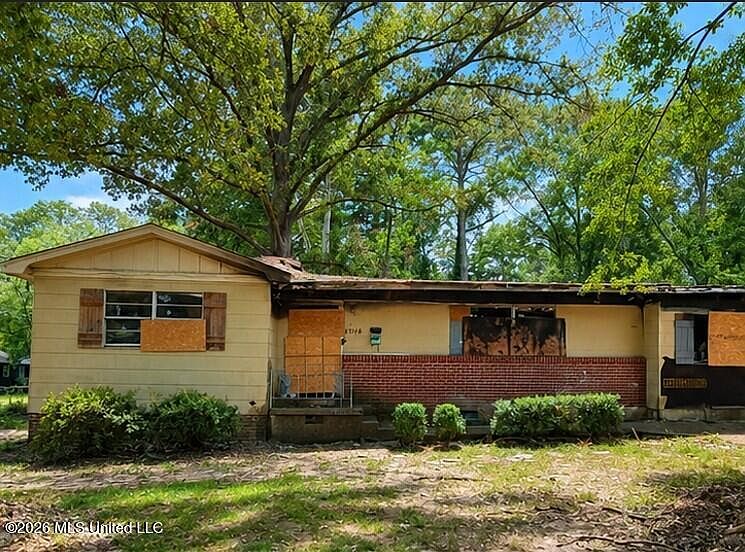 2nd image of 5548 Mimosa Dr