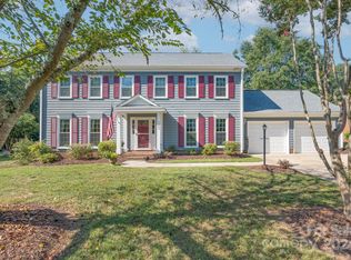 6323 Willow Run Dr, Charlotte, NC 28277