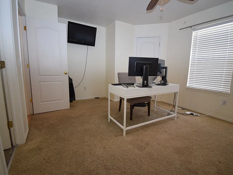 874 E Forest Park Ct — Photo 7