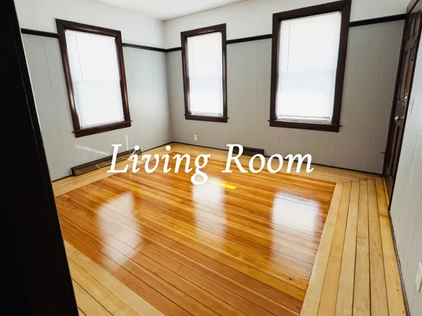 2407 Pawtucket Ave #1, East Providence, RI 02914