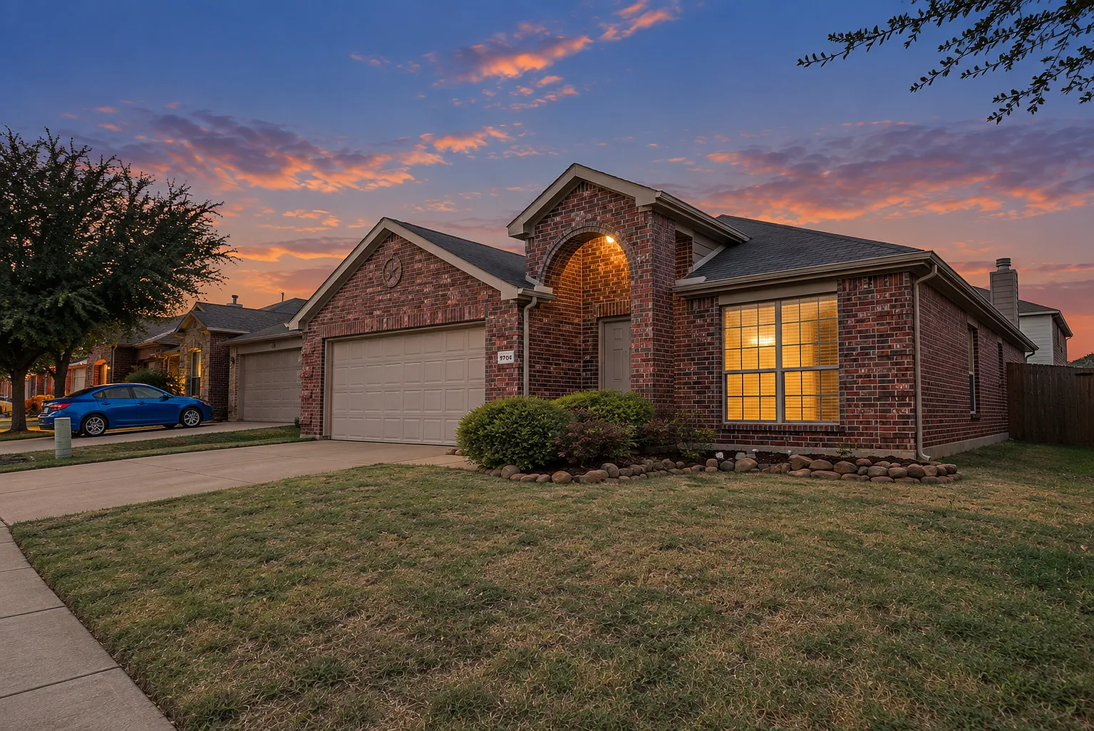 4 bed, 2024 sqft, $2,600 — Photo 1