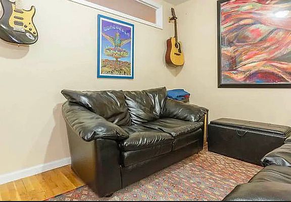 3rd image of 609 E 11th St APT 5b