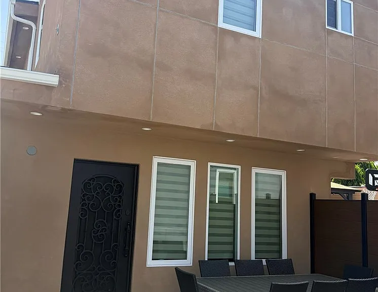 8242 Morse Ave — Photo 1