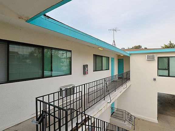 4th image of 1277 W 23rd St APT 3