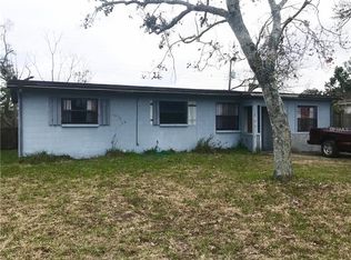 21 Circle Dr, Daytona Beach, FL 32117