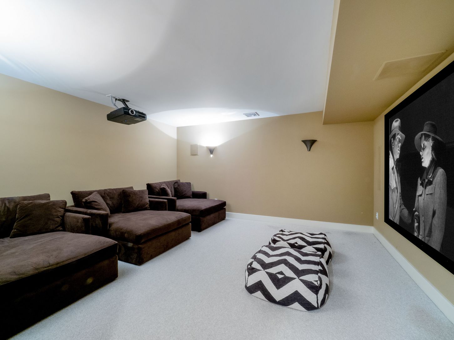  Media room
