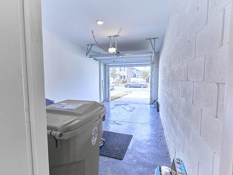 721 Stoney Point Cir — Photo 11