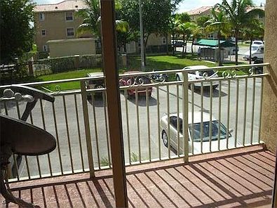 2nd image of 7800 NW 116th Pl