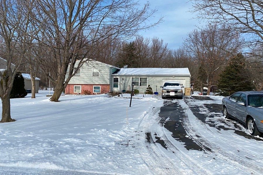 1st image of 24 Mertensia Ln