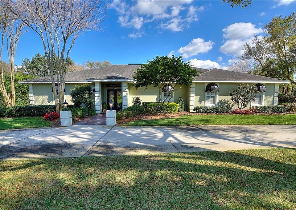 1st image of 63 Pine Forest Dr
