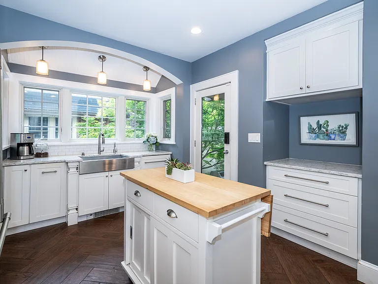 17 Bonnett Ave — Photo 10