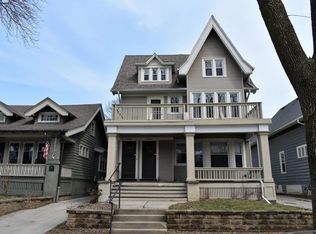 2856 N Frederick Ave, Milwaukee, WI 53211