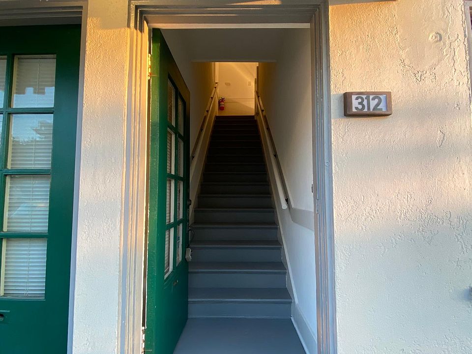 #312 has a street-level front door for security and privacy.