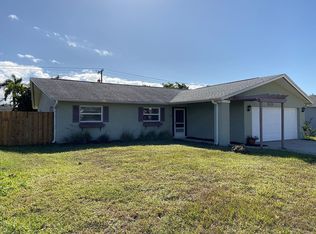 1336 Lake Shore Dr, Naples, FL 34103