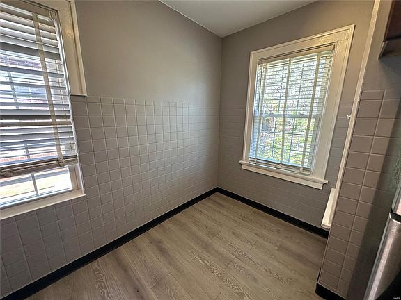 5th image of 1416 Tamerton Ave
